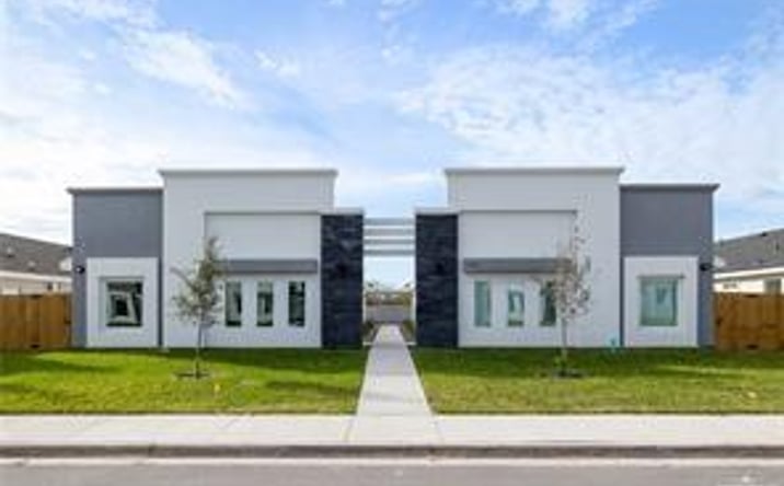 Pictures of Multifamily property located at 3305 Frio Avenue, McAllen, TX 78504 for sales - image #1