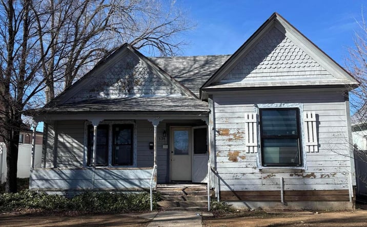Pictures of Multifamily property located at 324 N Mount Vernon Avenue, Prescott, AZ 86301 for sales - image #1