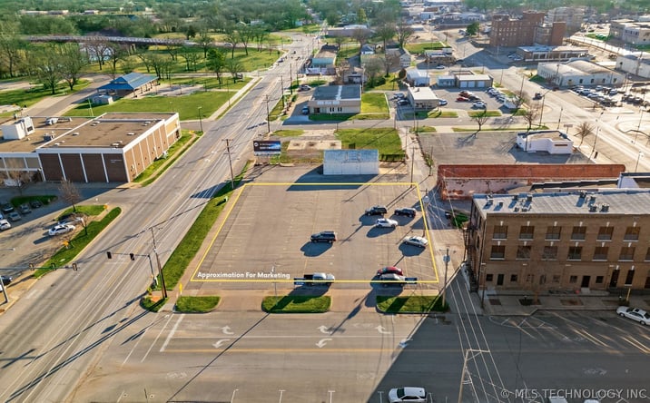 Pictures of Mixed Use property located at 100 SE Dewey Avenue, Bartlesville, OK 74003 for sales - image #1