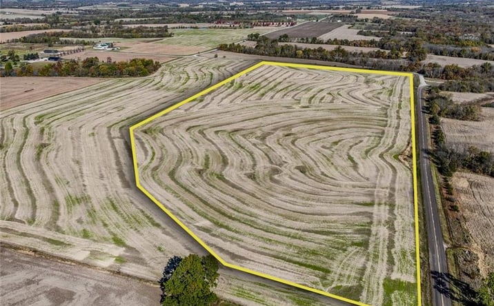 Pictures of Land property located at UU Highway, Jameson, MO 64647 for sales - image #1