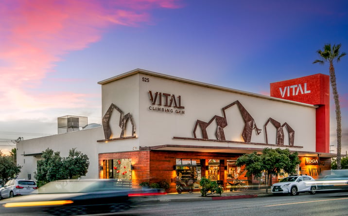 Pictures of Retail property located at 525 S Coast Hwy 101, Oceanside, CA 92054 for sales - image #1