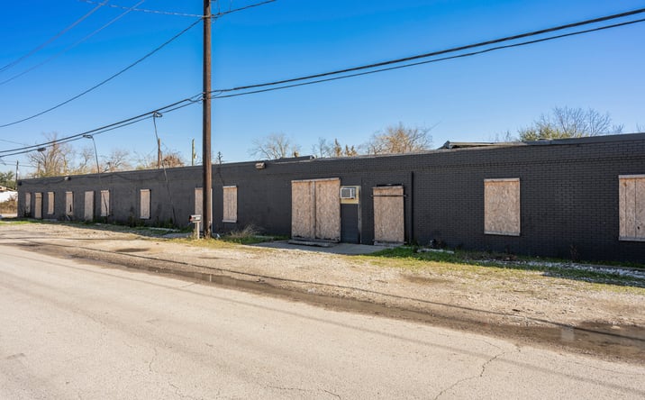 Pictures of Multifamily property located at 933 Harbor St, Houston, TX 77020 for sales - image #1