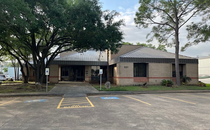 Pictures of Office property located at 521 Orchard St, Webster, TX 77598 for sales - image #1