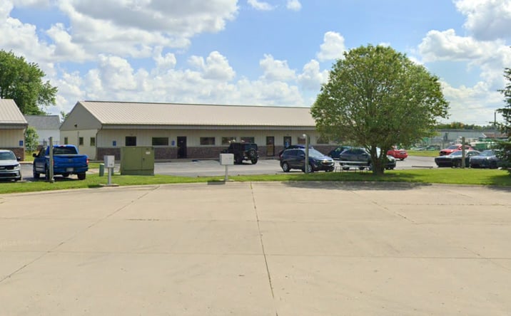 Pictures of Office property located at 2535 Parkway Dr, Shelbyville, IN 46176 for sales - image #1