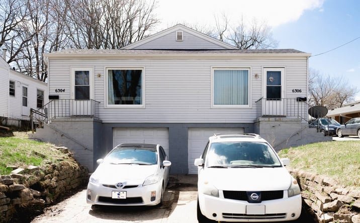 Pictures of Multifamily property located at 6306 Urbandale Ave, Des Moines, IA 50322 for sales - image #1