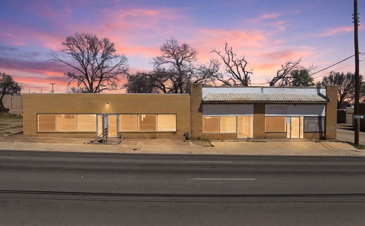 Pictures of Mixed Use, Office, Retail, Special Purpose property located at 317 N 18th St, Waco, TX 76701 for sales - image #1