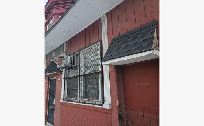Pictures of Mixed Use property located at 647 S 60th St, Philadelphia, PA 19143 for sales - image #1