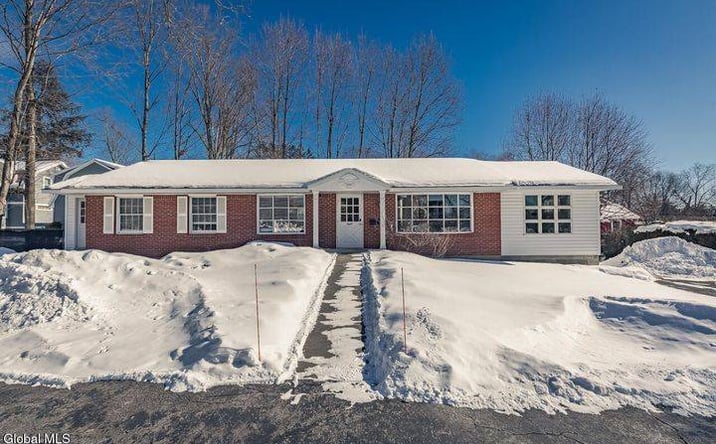 Pictures of Office property located at 8 Medical Arts Lane, Saratoga Springs, NY 12866 for sales - image #1