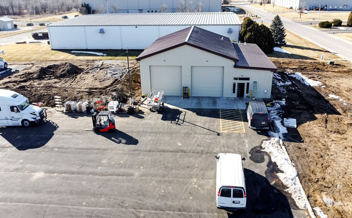 Pictures of Retail, Industrial property located at 3792 Morreim Dr, Belvidere, IL 61008 for sales - image #1