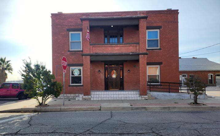 Pictures of Office property located at 814 Wyoming Ave, El Paso, TX 79902 for sales - image #1