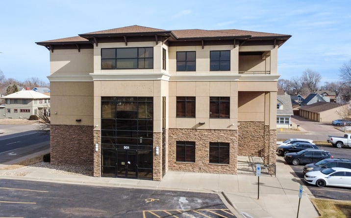 Pictures of Office property located at 901 W 10th St, Sioux Falls, SD 57104 for sales - image #1