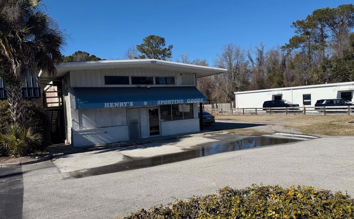 Pictures of Special Purpose property located at 1514 N Highway 17, Mount Pleasant, SC 29464 for sales - image #1