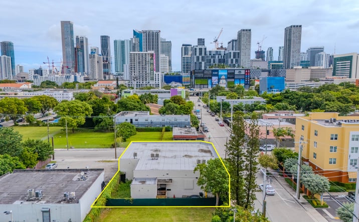 Pictures of Industrial, Mixed Use, Retail property located at 702 NW 5th Ave, Miami, FL 33136 for sales - image #1