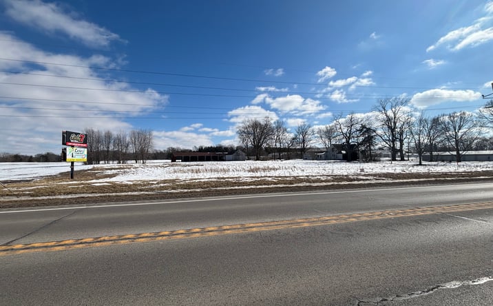 Pictures of Industrial, Land, Office, Retail, Self Storage property located at 4116 IN-15, Warsaw, IN 46582 for sales - image #1