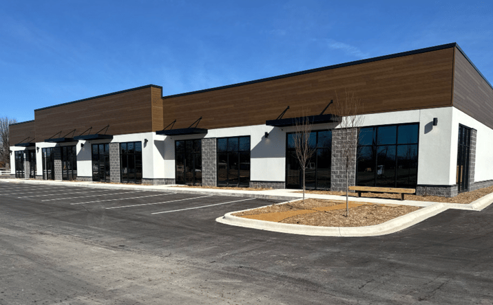 Pictures of Retail property located at 845 White Rd, Springdale, AR 72762 for sales - image #1