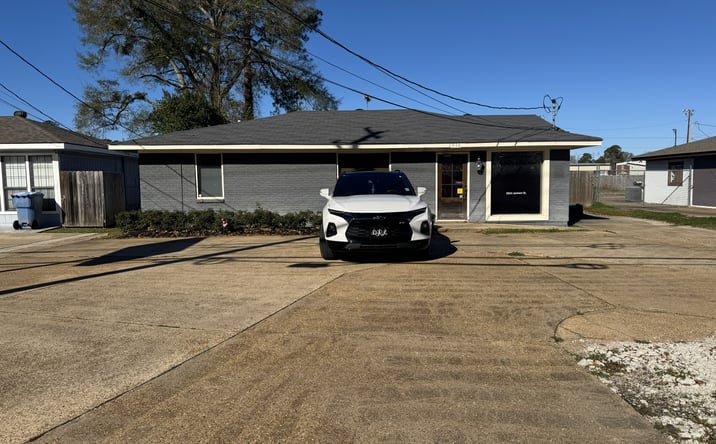 Pictures of Office property located at 5816 Jackson St, Alexandria, LA 71303 for sales - image #1