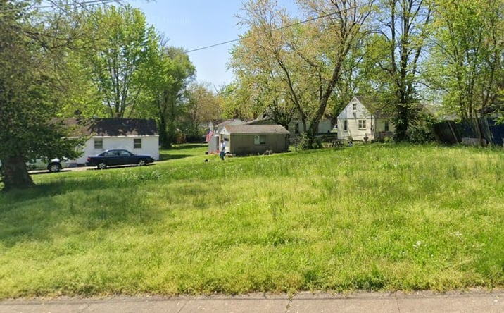 Pictures of Land property located at 1237 Clark St, New Albany, IN 47150 for sales - image #1