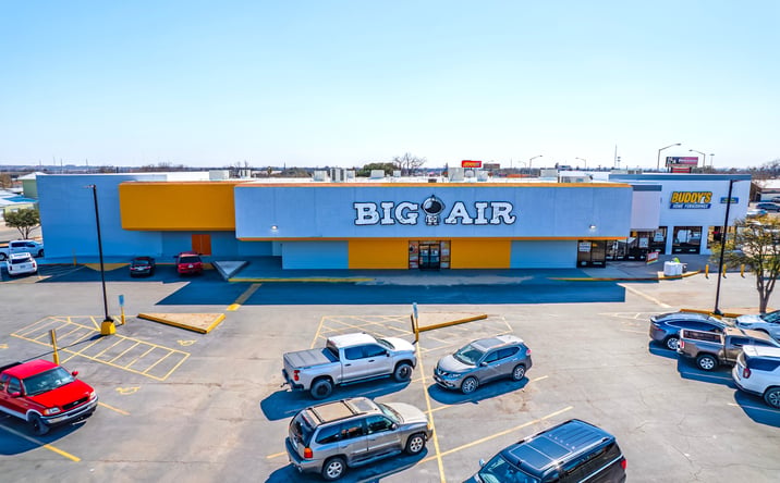 Pictures of Retail property located at 503 E 6th St, Del Rio, TX 78440 for sales - image #1