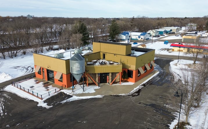 Pictures of Retail property located at 415 N Benton Dr, Sauk Rapids, MN 56379 for sales - image #1