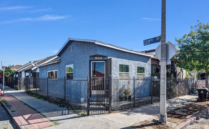 Pictures of Mixed Use, Multifamily, Retail property located at 2503 Cincinnati St, Los Angeles, CA 90033 for sales - image #1