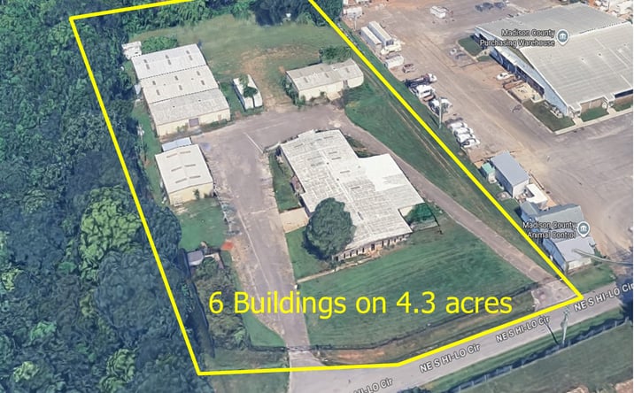Pictures of Industrial property located at 3224 NE S HI-LO Cir, Huntsville, AL 35811 for sales - image #1