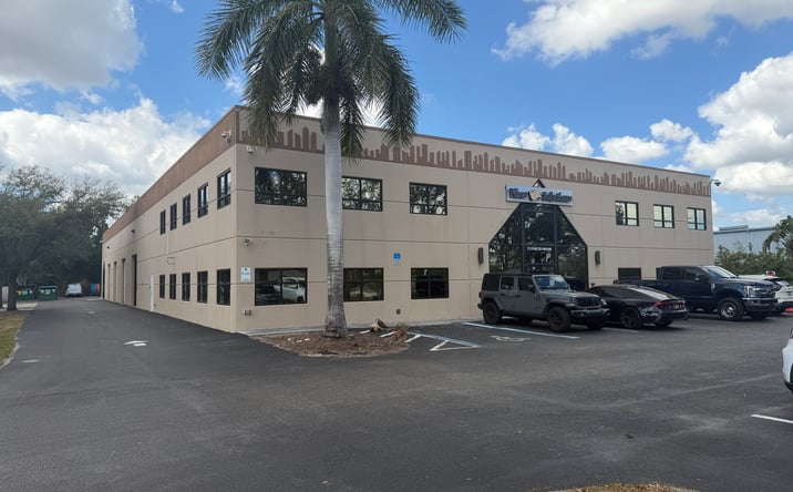 Pictures of Industrial property located at 12120 Metro Pkwy, Fort Myers, FL 33966 for sales - image #1