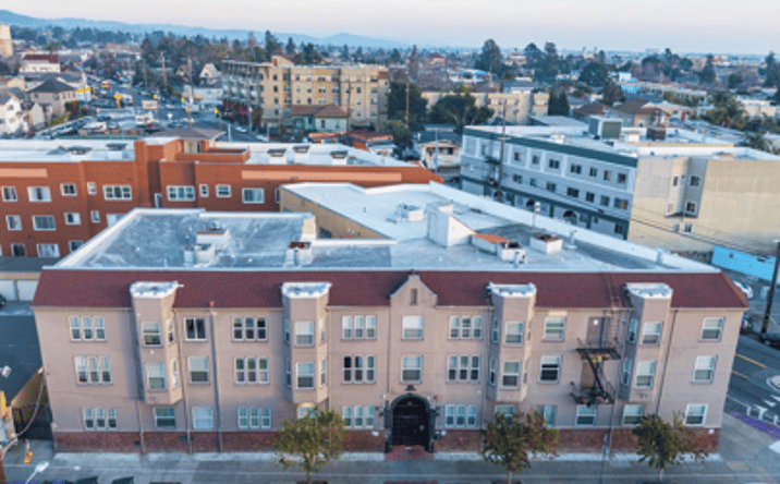Pictures of Multifamily property located at 1900 26th Ave, Oakland, CA 94601 for sales - image #1