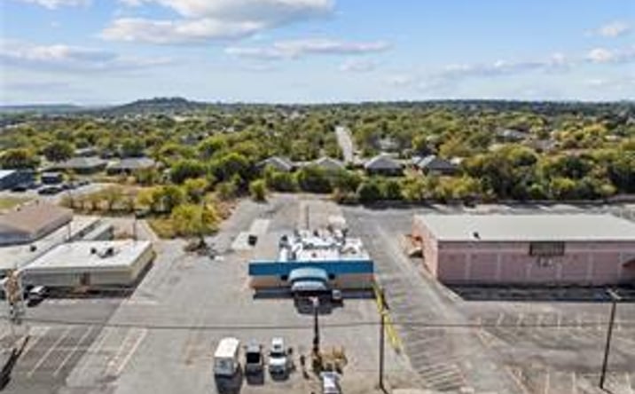 Pictures of Mixed Use property located at 302 W Veterans Memorial Blvd, Harker Heights, TX 76548 for sales - image #1