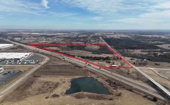 Pictures of Land property located at Interstate 35 & 199th St, Gardner, KS 66021 for sales - image #1