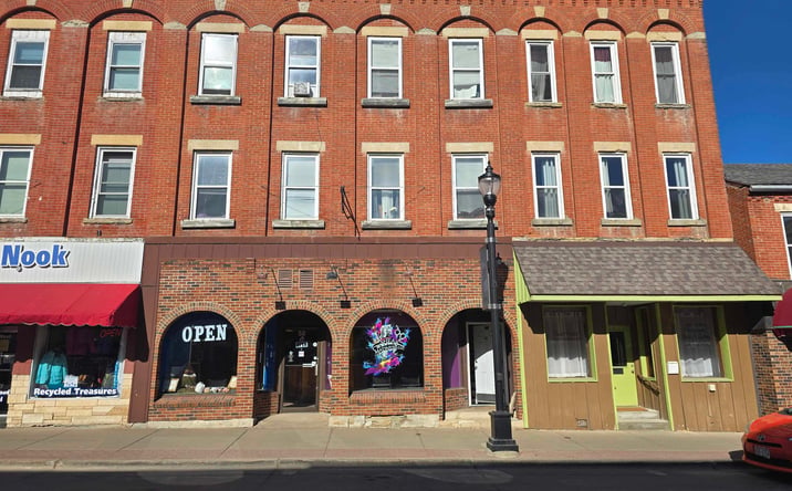 Pictures of Mixed Use, Office, Retail property located at 40 W Main St, Platteville, WI 53818 for sales - image #1