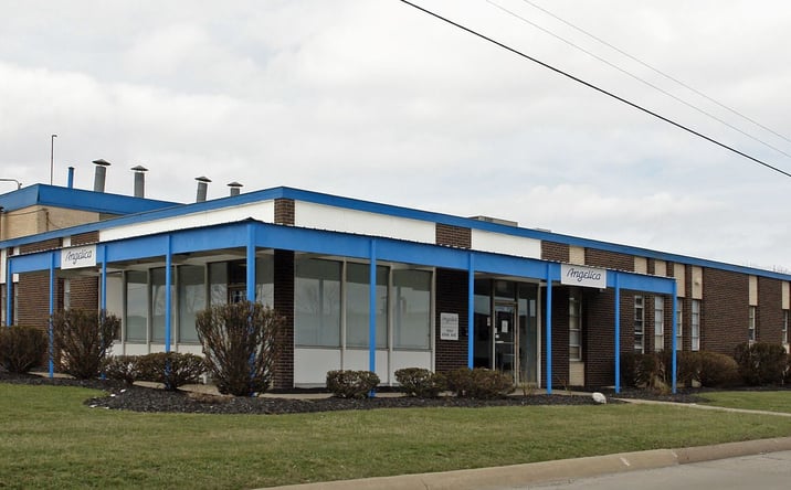 Pictures of Industrial property located at 1820 Iowa Ave, Lorain, OH 44052 for sales - image #1