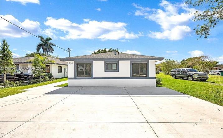 Pictures of Multifamily property located at 673 NW 14, Florida City, FL 33034 for sales - image #1