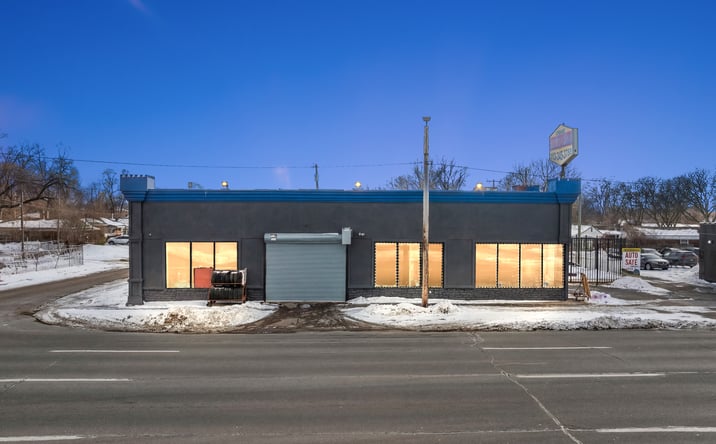 Pictures of Retail property located at 10311 Eight Mile W, Detroit, MI 48221 for sales - image #1