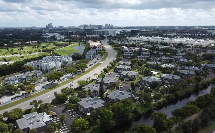 Pictures of Multifamily property located at 1845 N Congress Ave, West Palm Beach, FL 33401 for sales - image #1