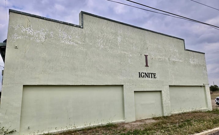 Pictures of Office, Retail property located at 1205 S 7th St., Raymondville, TX 78580 for sales - image #1