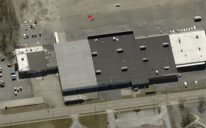 Pictures of Industrial property located at 1117 Bowers Ave NW, New Philadelphia, OH 44663 for sales - image #1