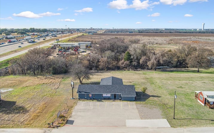 Pictures of Retail property located at 6398 I-35, Robinson, TX 76706 for sales - image #1