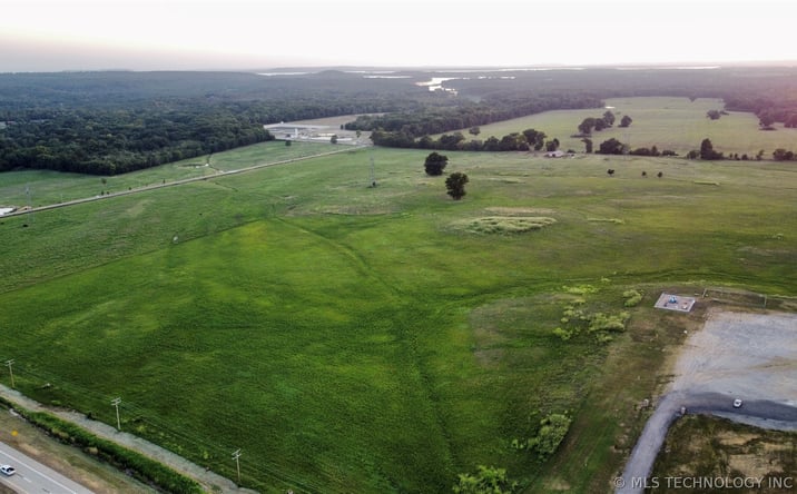 Pictures of Land property located at 2875 S Kerr Boulevard, Sallisaw, OK 74955 for sales - image #1