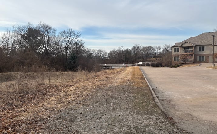 Pictures of Land, Multifamily property located at 1251 Kimberly Road, Bettendorf, IA 52722 for sales - image #1