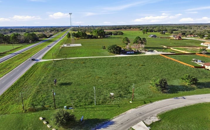 Pictures of Land property located at 5052 U.S. Hwy 181 N, Floresville, TX 78114 for sales - image #1