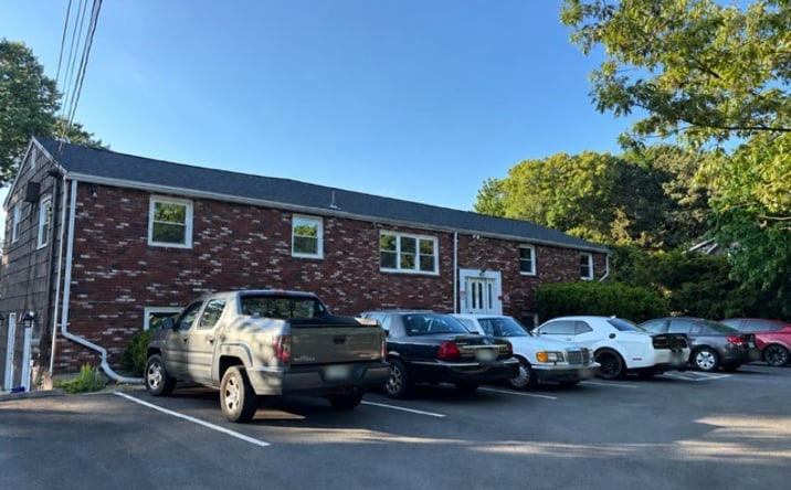 Pictures of Multifamily property located at 1122 Ocean St, Marshfield, MA 02050 for sales - image #1