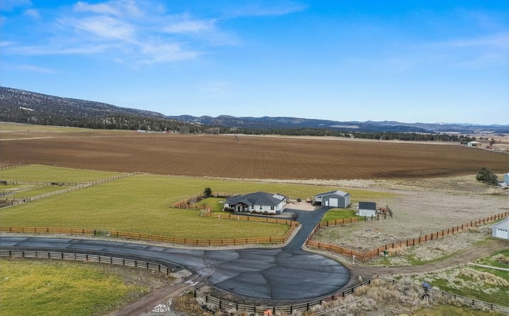 Pictures of Land property located at 8933 NW Elizabeth Way, Prineville, OR 97754 for sales - image #1