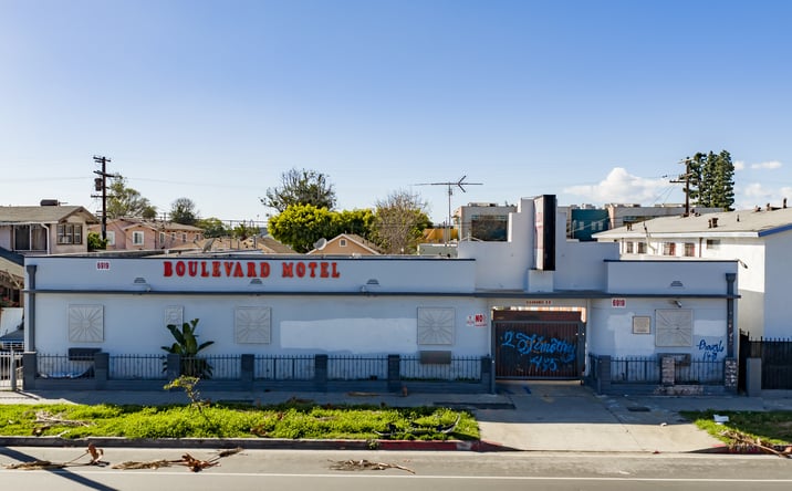 Pictures of Hospitality, Land property located at 6919 S Figueroa St, Los Angeles, CA 90003 for sales - image #1