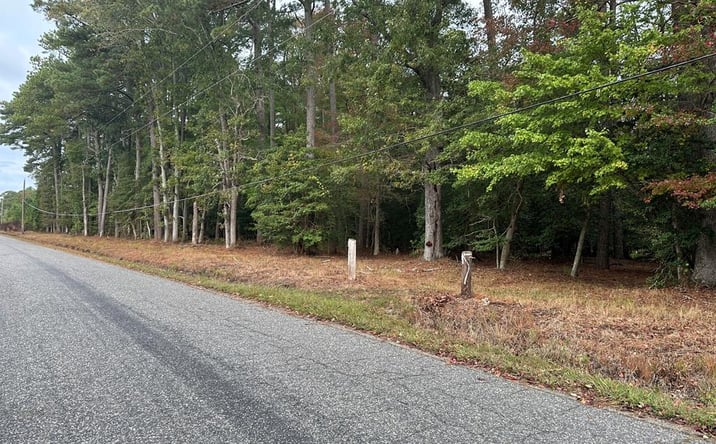 Pictures of Land property located at Map 29-56 Fleets Bay Road, White Stone, VA 22578 for sales - image #1