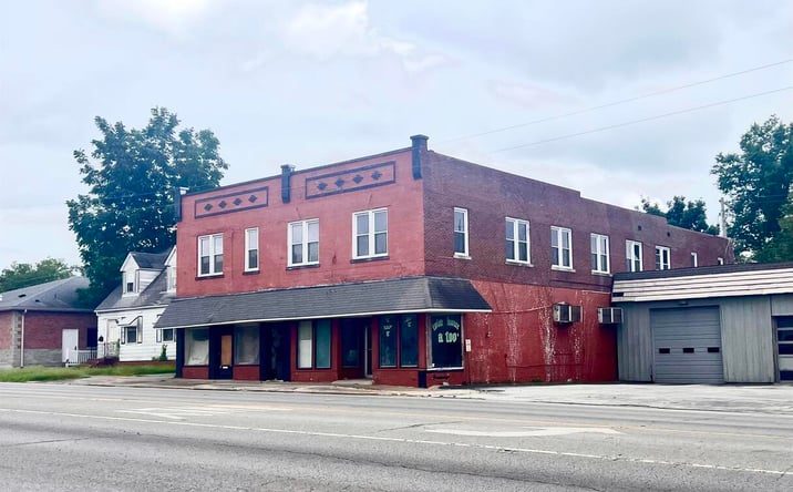 Pictures of Retail, Office property located at 211 S PARK Avenue, Herrin, IL 62948 for sales - image #1