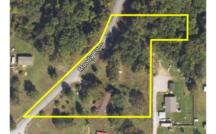 Pictures of Land property located at 11832 Hwy 82 A, Tahlequah, OK 74464 for sales - image #1