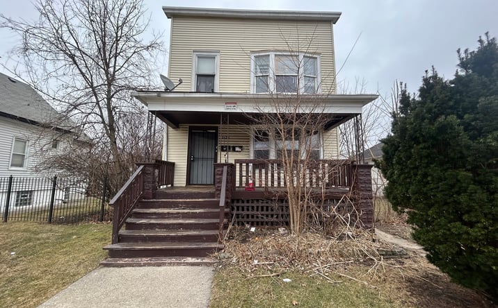 Pictures of Multifamily property located at 11633 S Parnell Avenue, Chicago, IL 60628 for sales - image #1