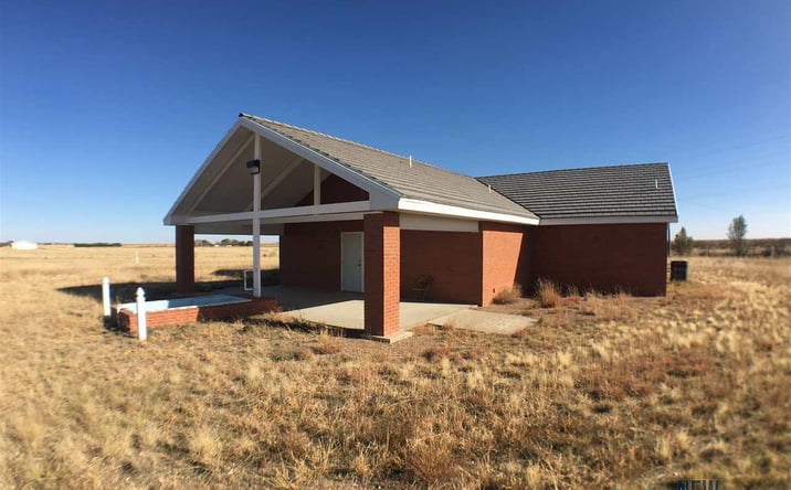 Pictures of Mixed Use property located at 41679 Us Highway 70, Portales, NM 88130 for sales - image #1