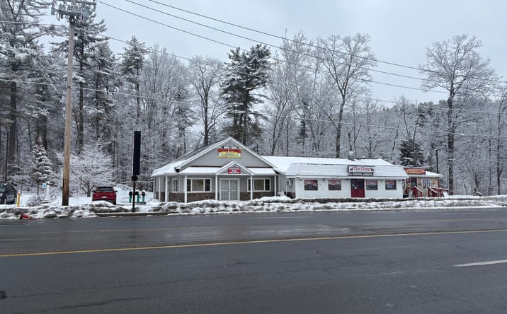 Pictures of Retail property located at 1674 N 9th St, Stroudsburg, PA 18360 for sales - image #1