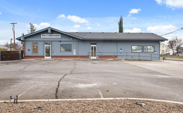 Pictures of Office property located at 914 W Main St, Medford, OR 97501 for sales - image #1